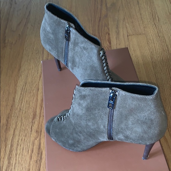 Coach Bootie - Picture 1 of 5